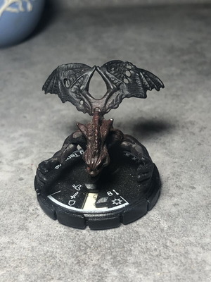 Mage Knight Screeching Terror #084 game figure Wizkids 2000