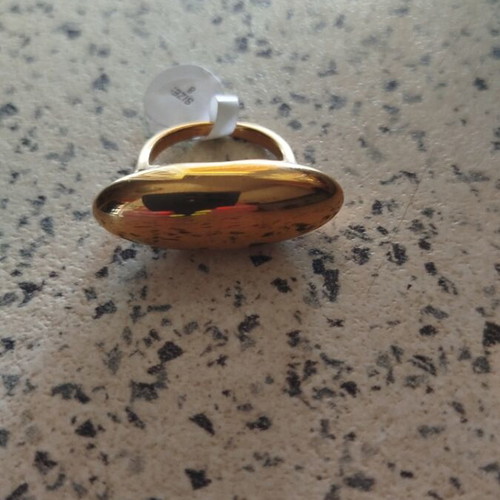 Ring from stainless steel size 57 new, gold color, geometric shape