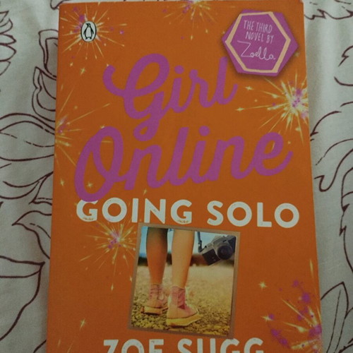 Girl Online Going Solo Zoe Sugg like new