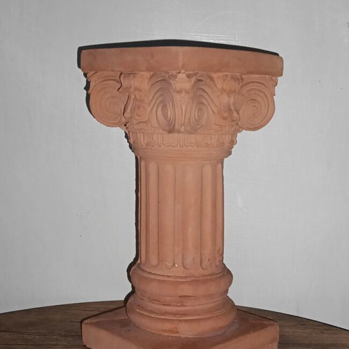 Ionic Style Column used, alabaster, 21cm x 9.5cm