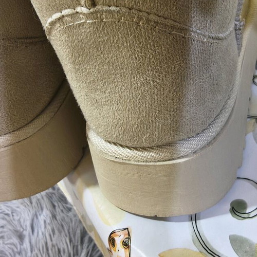 Boots with fur lining like new, beige, size 39