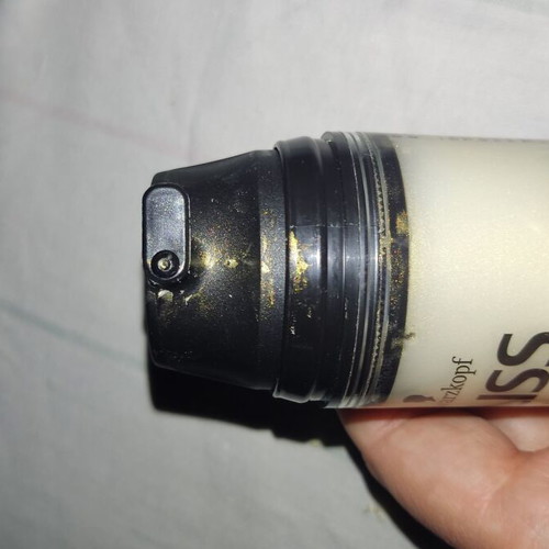 Schwarzkopf Gliss Total Repair Reflex Shine Treatment used for dry damaged hair 150ml