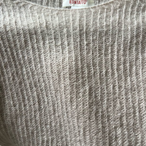 Kontatto beige sweater like new, size M