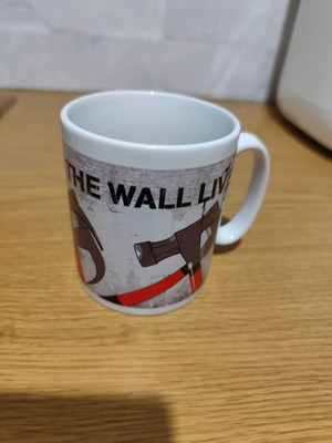 Roger Waters The Wall κούπα σαν καινούργιο από το λάιβ στην Ελλάδα