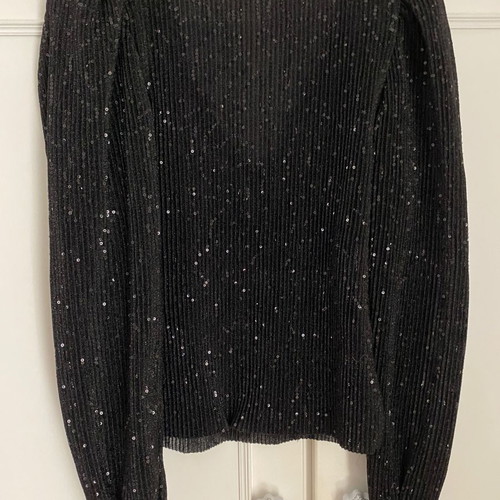 Black sequin blouse with puffed shoulders size M