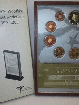 Netherlands prooflike euro set used 2000
