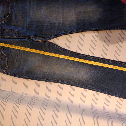 Lee men's jeans like new, lightly worn