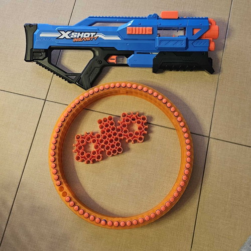 Zuru X-Shot Insanity Mad Mega Barrel blaster with 70 darts