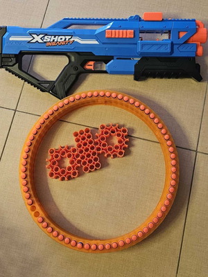 Zuru X-Shot Insanity Mad Mega Barrel blaster with 70 darts