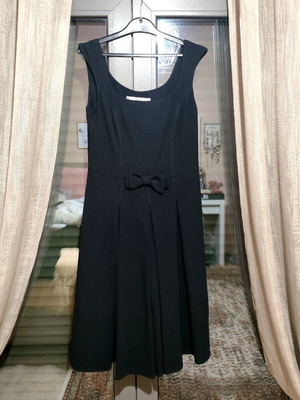 Black Mid-Length Dress Like New With Bow