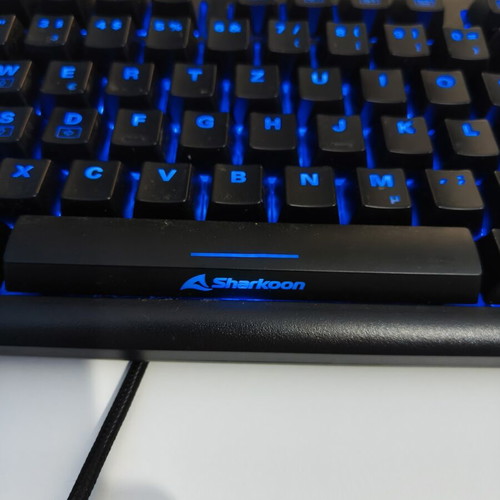 Sharkoon Skiller SGK30 mechanical gaming keyboard with RGB and mouse like new