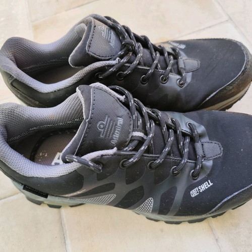 Admiral women's hiking shoe size 40 like new, black gray