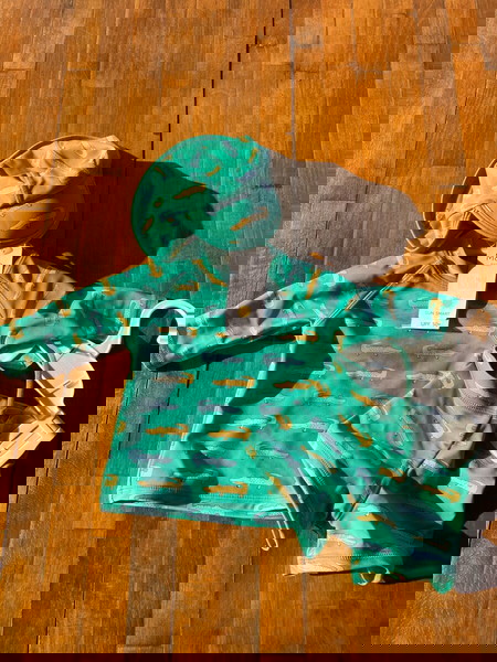 Μαγιό και ζιπουνακια όλα μαζί  Mark &Spenser