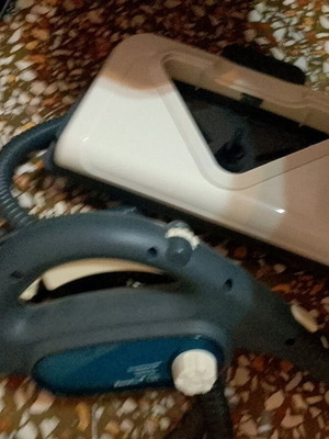 Dirt Devil Aqua Clean steam cleaner lightly used