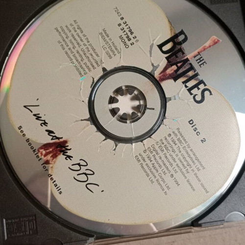 Beatles 2 CD used in good condition