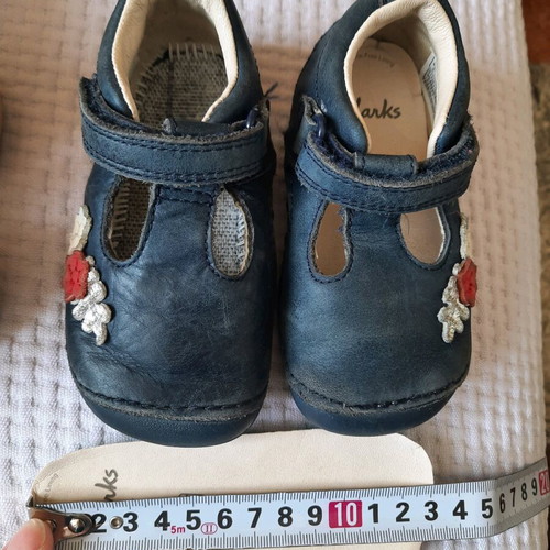 Clark's shoes used, size 20, leather and comfortable