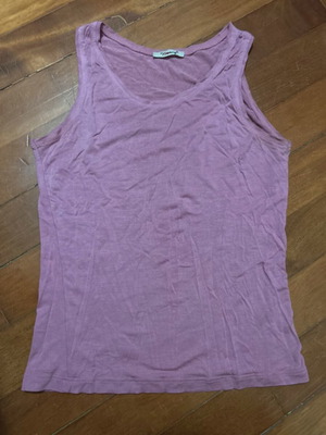 Pink purple top like new, sleeveless, size M