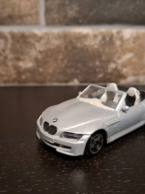 BMW M ROADSTER - BURAGO SCALE 1/43