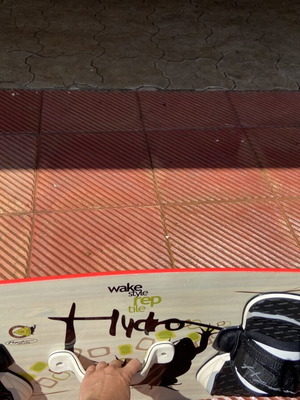 Kite board Hydro used, wake style red tile 130x41.5