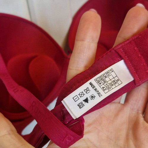 Bra new with super padding 85B red