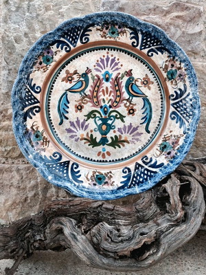 Колекционерска Ръчно Изработена Керамична Чиния Елени Асимомити Нова