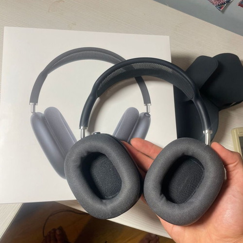 Apple AirPods Max USB-C Blue like new
