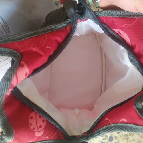 Nuvita insulated lunch bag used for baby food