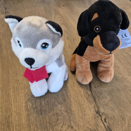 Plush Dogs jumbo 18cm, new, pack of 2