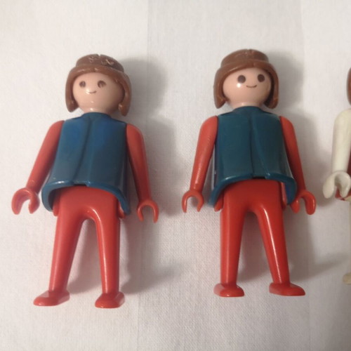 Playmobil 5 female figures used, Lyra pack (Geobra)