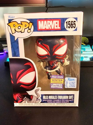 Funko Pop! Marvel Miles Morales (Vibranium Suit) #1565 Winter Convention new