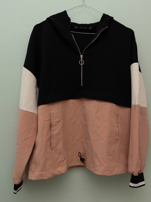 Zara hoodie used, size S, black