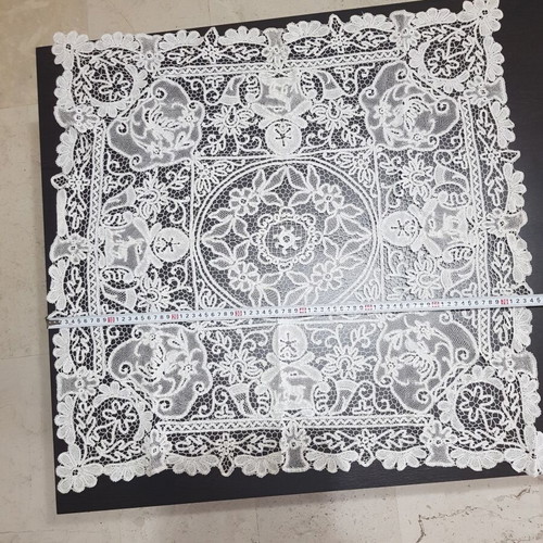 Needlework table linen square 75x75 cm