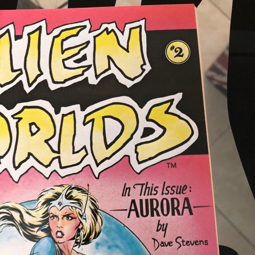 Alien Worlds 2 comic like new with Dave Stevens cover and story