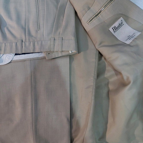 Men's suit No56 light beige like new, wide fit