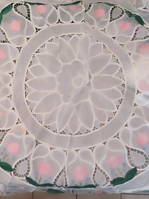 Organza tablecloth diameter 1.60 set with placemats like new