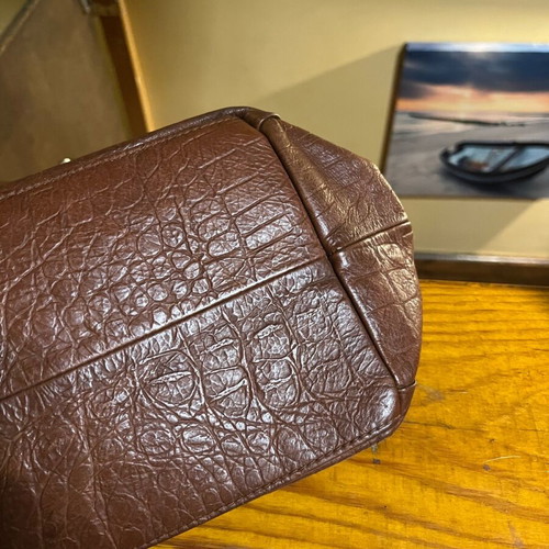 Women's shoulder bag brown natural leather like new