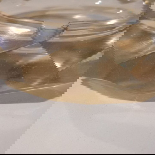 Τασάκι γυάλινο μεταχειρισμένο με ομοιόμορφο σχέδιο και τρεις θέσεις για τσιγάρο