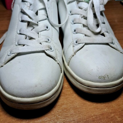 Children's sneakers used, size 36, neutral with wear