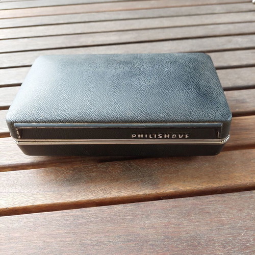 Philishave De Luxe electric shaver vintage, used