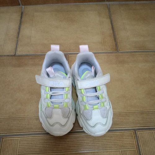 Fila athletic shoes for girls like new, white and pink, size 28