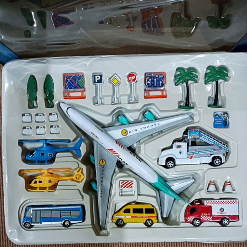 Vintage 90s Airport Play Set new