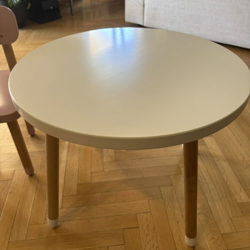 Flexa Dots table, chair and stool set used