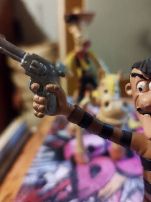 Lucky Luke rubber figures like new, 12 cm