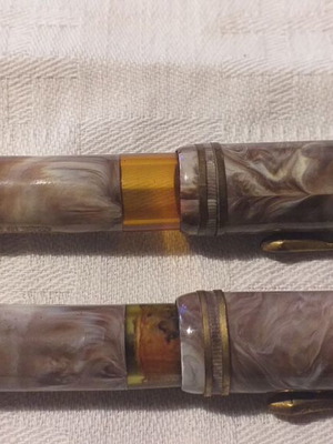 Collectible pens with iridium tip, set of two