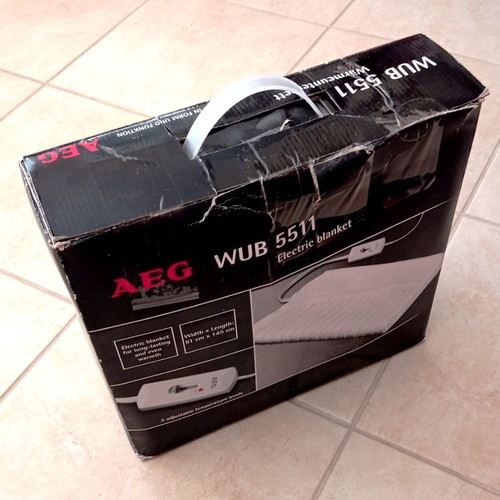 AEG WUB 5511 single electric underblanket 61x145cm