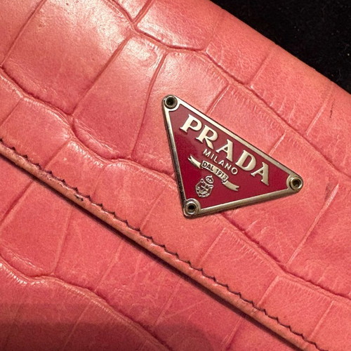 Prada pink leather wallet like new