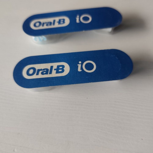 Oral-B iO replacement toothbrush heads set of 2, new