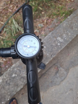 Pathfinder High-Pressure Hand Pump with Pressure Gauge like new