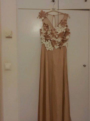 Spell maxi dress like new, beige with embroidered flowers and tulle