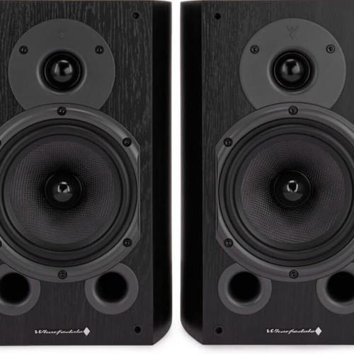 Warfadale Diamond 9.1 speakers like new, award-winning